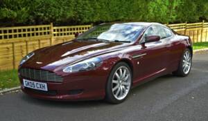 Bild 6/50 von Aston Martin DB 9 (2005)