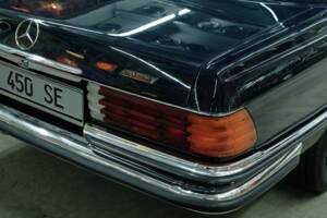 Image 47/50 de Mercedes-Benz 450 SE (1973)