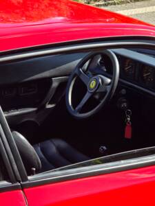 Image 15/33 of Ferrari Mondial 3.2 (1986)
