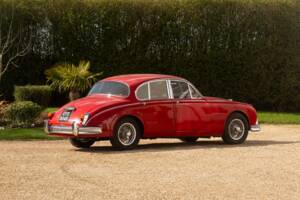 Image 13/50 of Jaguar Mk II 3.8 (1964)