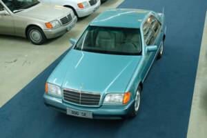 Bild 4/50 von Mercedes-Benz 300 SE (1991)