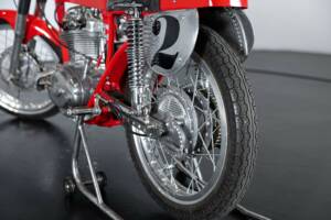 Image 12/34 of Ducati 125 Sport (1957)