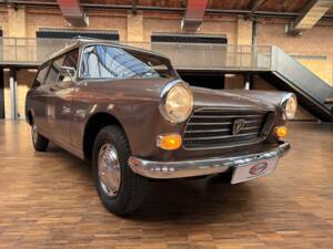 Image 7/40 of Peugeot 404 Break (1965)