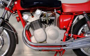 Image 56/99 of MV Agusta 750 Sport (1971)