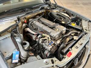 Image 24/64 of Mercedes-Benz 280 SE (1983)