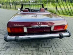 Bild 12/36 von Mercedes-Benz 560 SL (1986)
