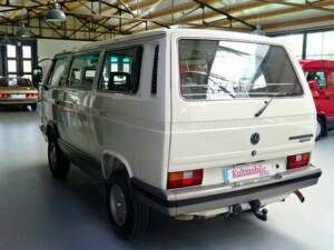 Imagen 6/32 de Volkswagen T3 Caravelle 2.1 Syncro (1991)