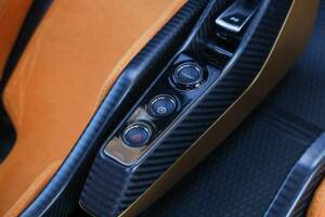 Immagine 37/50 di McLaren Senna LM (2020)