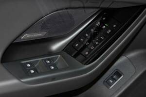 Image 9/11 de Audi S6 e-tron Avant (2025)