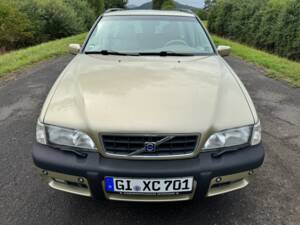 Image 9/20 of Volvo V 70 XC 2.5T (1998)