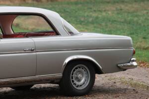 Bild 24/40 von Mercedes-Benz 300 SE (1965)