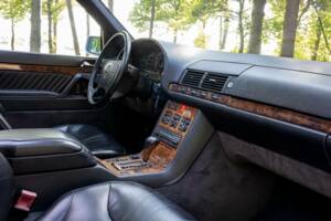 Image 51/59 of Mercedes-Benz 600 SEL (1992)