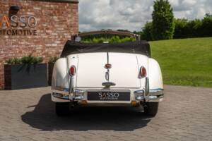 Image 22/58 of Jaguar XK 140 SE DHC (1955)