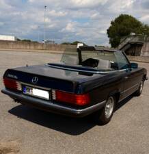 Image 4/17 de Mercedes-Benz 500 SL (1984)