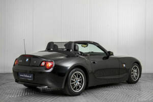 Bild 2/50 von BMW Z4 2.5i (2003)