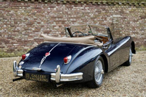 Image 42/50 de Jaguar XK 140 DHC (1957)