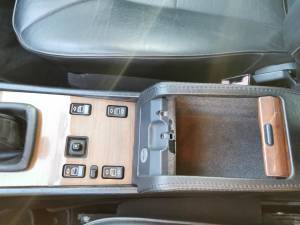 Image 14/36 of Mercedes-Benz 230 CE (1989)