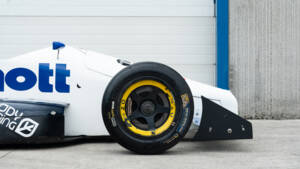 Image 12/64 de Dallara F392 Formula 3 (1992)