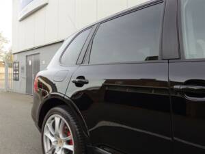 Immagine 19/99 di Porsche Cayenne GTS (2008)