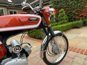 Image 27/35 of Yamaha DUMMY (1975)