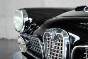Image 44/50 of Alfa Romeo 2000 Spider (1959)
