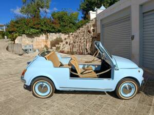 Bild 47/50 von FIAT 500 L (1971)