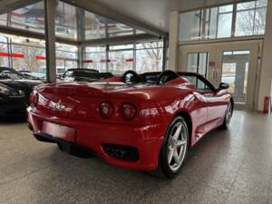 Image 13/22 of Ferrari 360 Spider (2006)