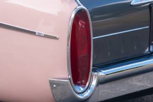 Image 12/50 of Vauxhall Cresta (1958)