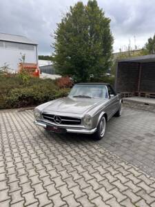 Image 10/36 of Mercedes-Benz 280 SL (1968)