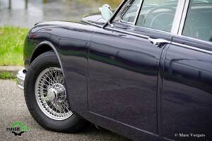 Image 34/42 of Jaguar Mk II 3.8 (1963)