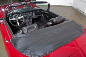 Image 14/19 de Jaguar Type E V12 (1974)