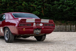 Image 18/37 of Chevrolet Camaro (1969)