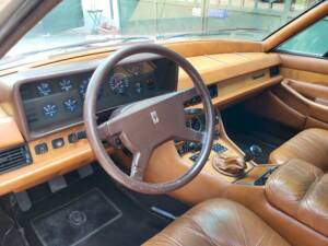 Image 18/47 de Maserati Quattroporte 4200 (1981)