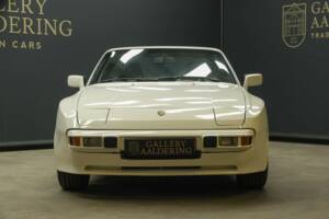 Obraz 9/50 pojazdu Porsche 944 (1986)