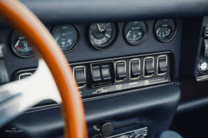Bild 15/20 von Jaguar E-Type V12 (1972)