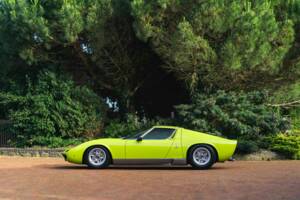 Bild 9/30 von Lamborghini Miura P 400 S (1968)