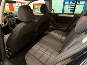 Bild 13/19 von Volkswagen Golf VI 1.2 TSI (2012)