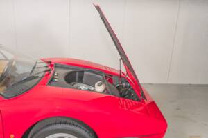 Bild 37/43 von Ferrari 328 GTS (1985)