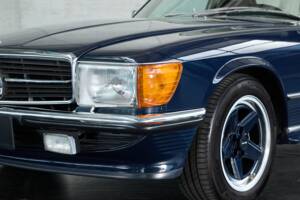 Image 14/50 de Mercedes-Benz 420 SL (1988)
