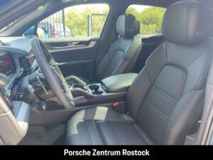 Imagen 8/31 de Porsche Cayenne (2025)