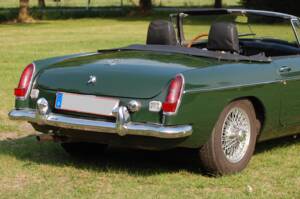 Image 7/27 of MG MGB (1969)
