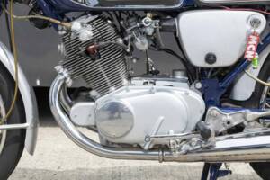 Image 29/39 of Honda CB 72 (1960)
