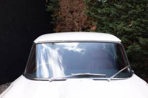 Image 38/50 de Jaguar Type E (2+2) (1970)