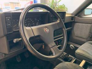 Image 10/30 of Alfa Romeo 75 1.6 (1989)