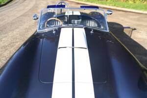Image 19/50 de AC Cobra 427 (1999)