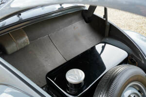 Image 11/50 of Volkswagen Beetle 1200 Standard &quot;Oval&quot; (1955)