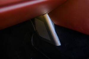 Afbeelding 38/50 van Aston Martin DBS Volante (2011)