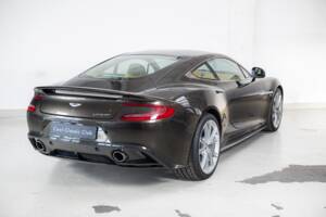 Image 5/32 of Aston Martin Vanquish (2013)