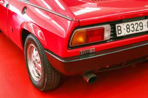 Image 7/39 of Lancia Beta Coupe 2000 i.e. (1982)