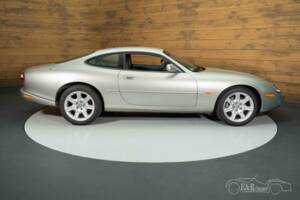 Bild 2/19 von Jaguar XK8 4.0 (2000)